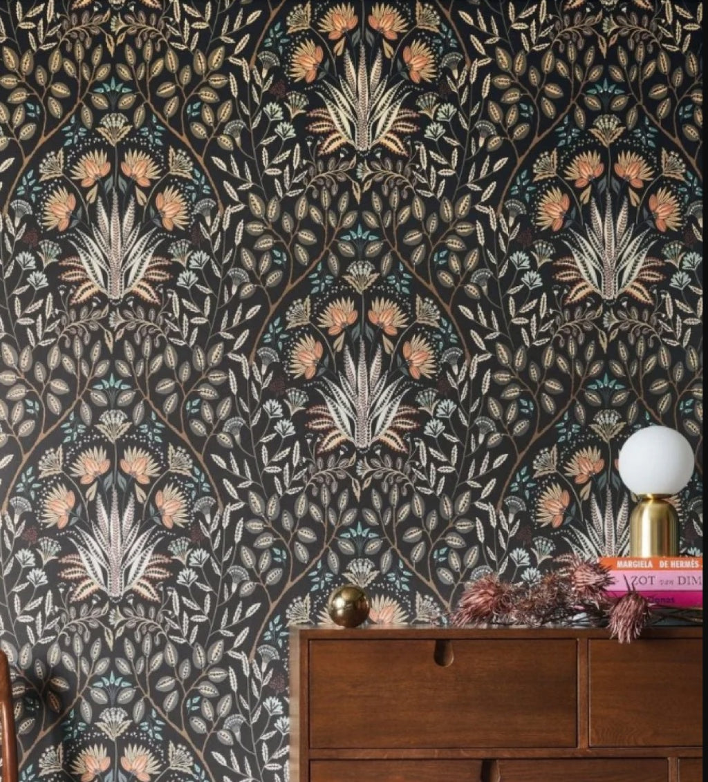 ND89299577cd Beautiful floral damask motif on beautiful designer paste the wall wallpaper.