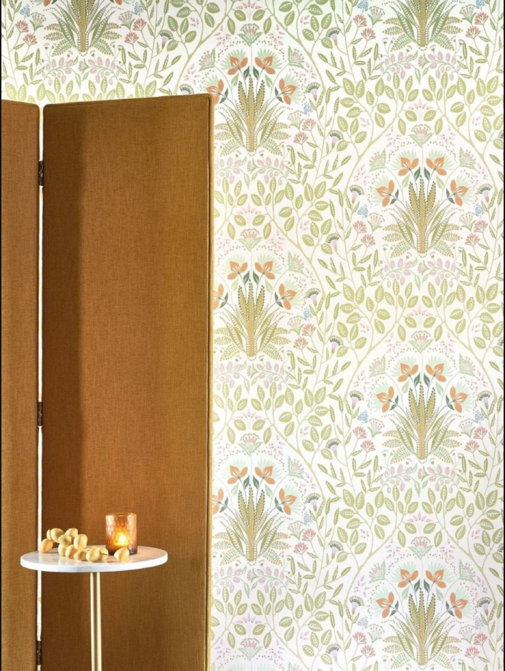ND89297210cd Beautiful floral damask motif on fabulous designer paste the wall wallpaper.