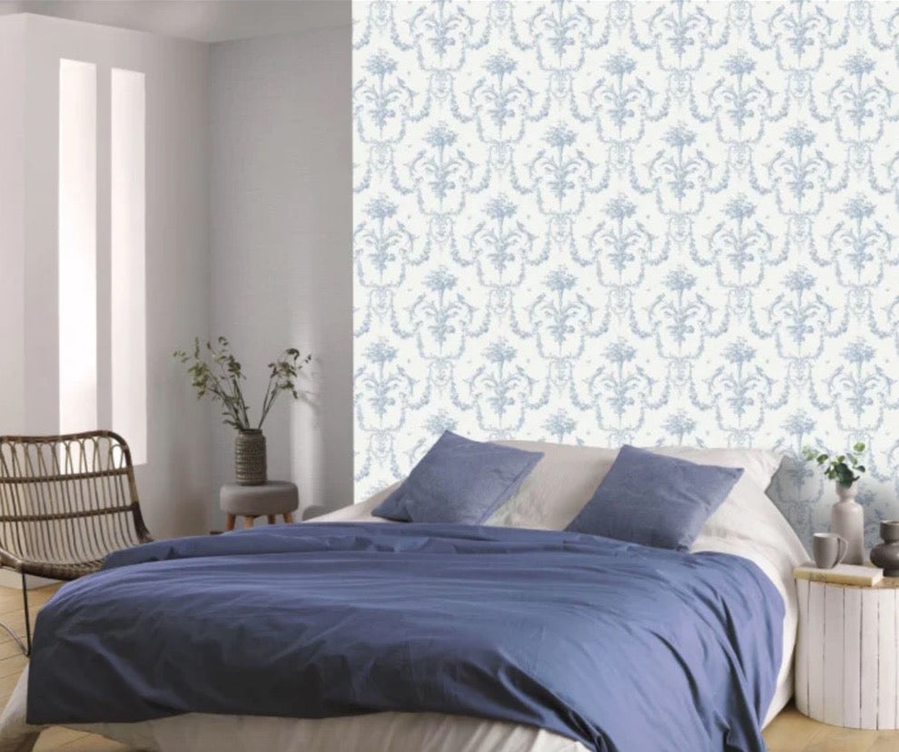NT87926716cd Beautiful vintage floral bouquet motif on paste the wall designer wallpaper. ***PLEASE NOTE: This wallpaper is a special order product and therefore delivery will take approx. 10 working days.
