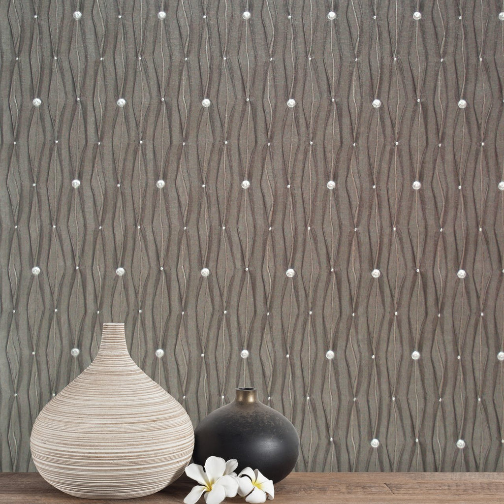 VHGB9368B Beautiful pearl heavyweight Italian vinyl in brown tones.