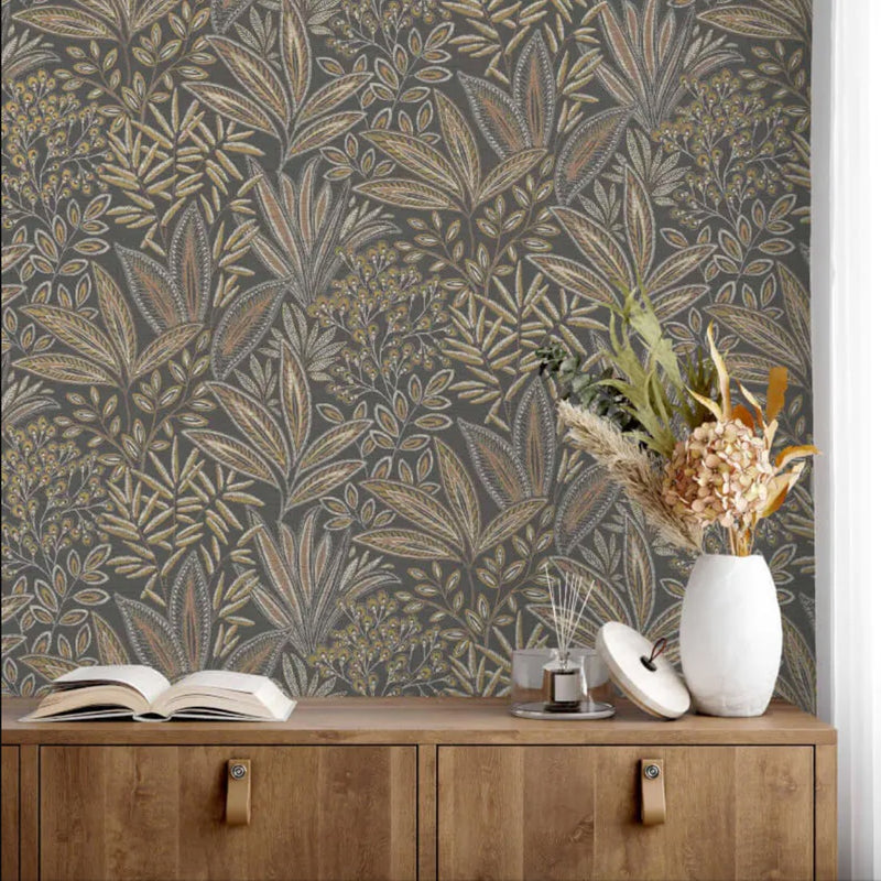 WM173385FD Fabulous leaf motif with shimmering golden highlights on a gorgeous rich navy background. Textured blown vinyl.