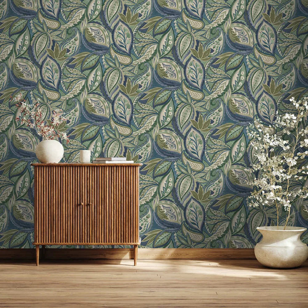 w1347741H A fabulous modern twist on a timeless design, this beautiful paisley design is the perfect way to add a trendy feature to any space. Heavy weight wallpaper.