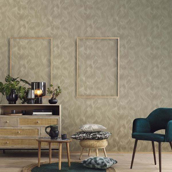 n101566130e Gorgeous flowing wave motif in shimmering gold tones on paste the wall vinyl.