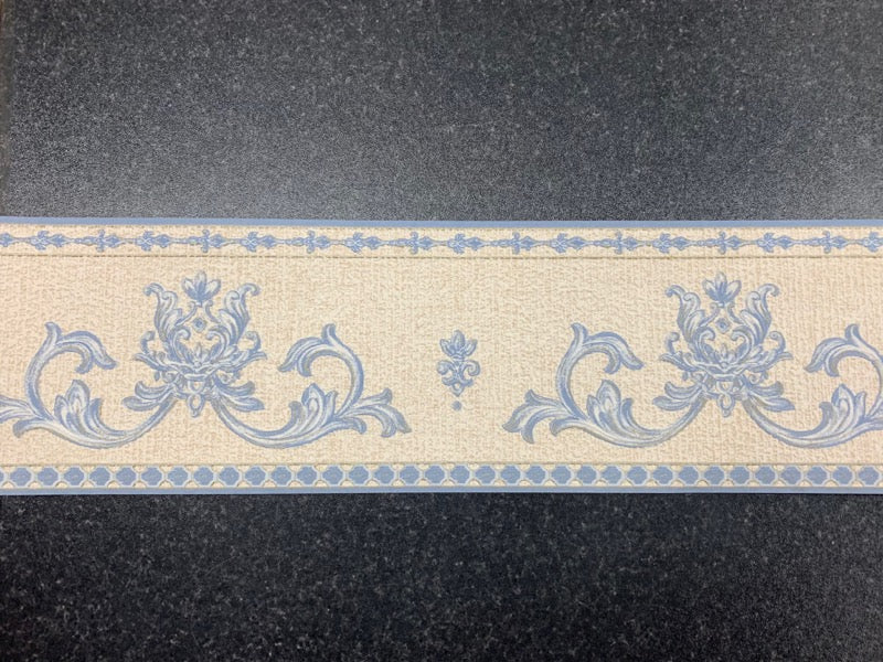 Border 52911 Traditional cream and blue wallpaper border. 16.8cm x 5m long.
