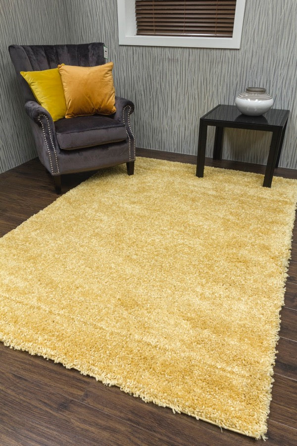 Dreamy Yellow Beautiful yellow shaggy rug.