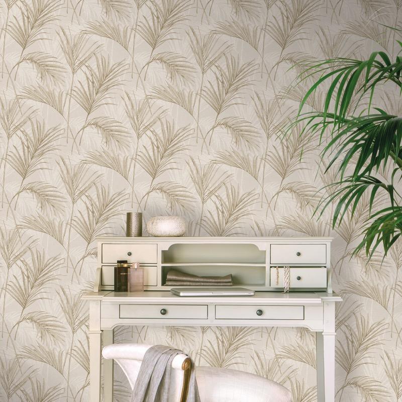 MY204404g 'Easy hang' paste the wall, matt vinyl with a beautiful palm leaf design.