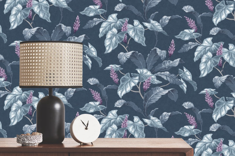 nm167793c Fabulous trailing leaf in navy. This fabulous design is taken from the archive collection, with designs dating from the past 100 years, reinvented to reflect contemporary tastes. Stunning paste the wall designer wallpaper.