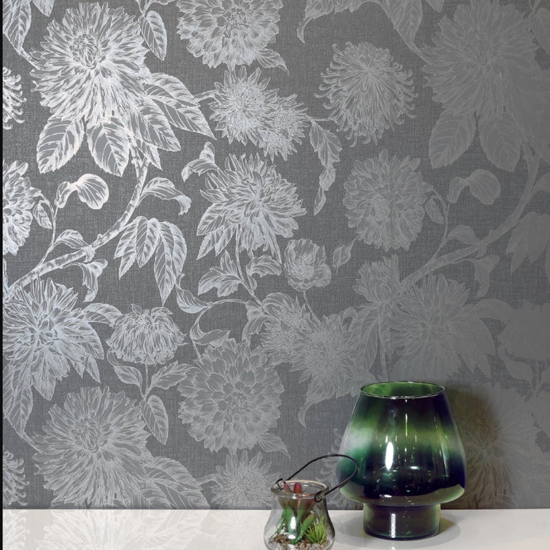 vs90600600a Beautiful vintage botanical floral trail in grey with silver highlights. Textured blown vinyl.